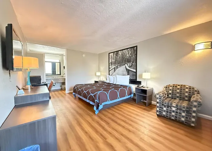Super 8 By Wyndham Hardeeville - Savannah North