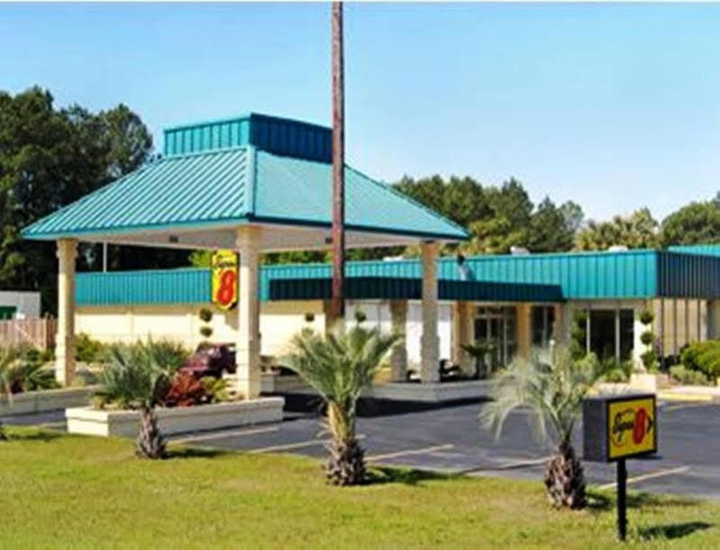 Super 8 By Wyndham - Savannah North Motel 2*